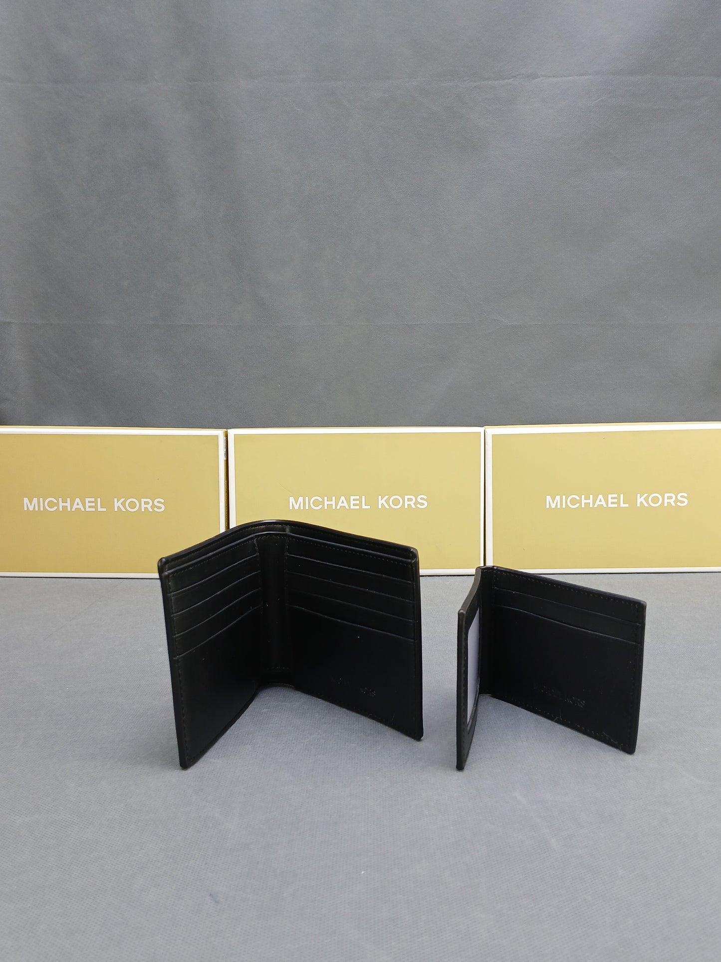 M.I.C.H-A.E.L  K.O-R.S 2in 1 WALLET + CARD HOLDER