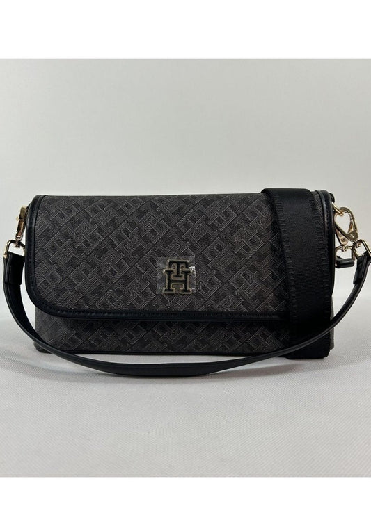 T.o.m.m.y H.i.l.f.i.g.e.r Monoplay Flap Shoulder Bag