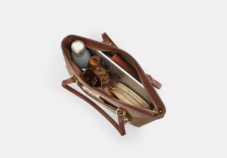 C-O-A-C-H SHOULDER Bag