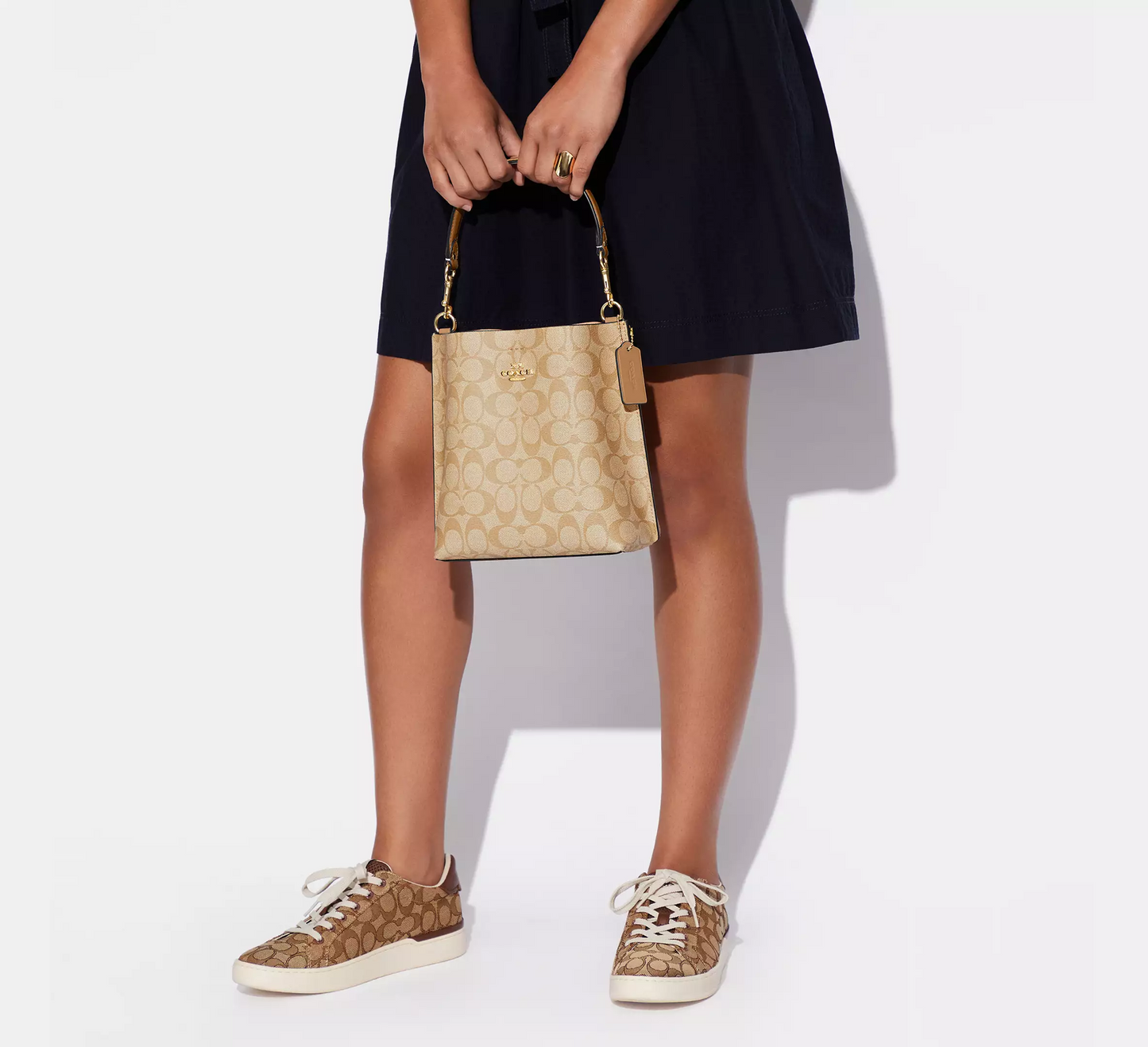 C-O-A-C-H CROSSBODY BAG