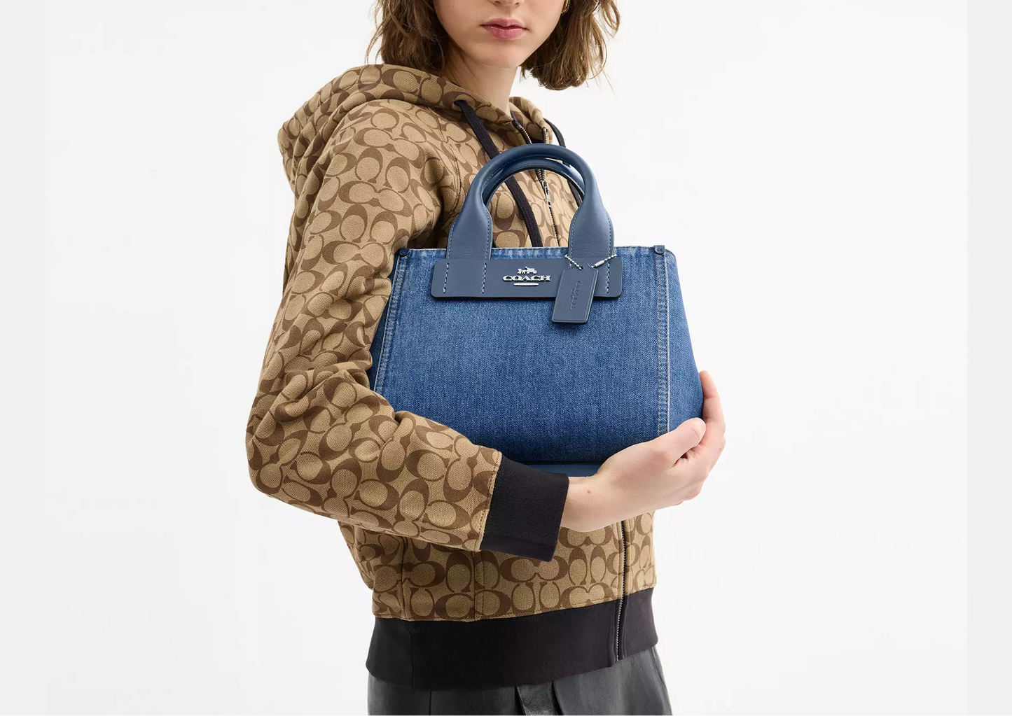 C-O-A-C-H CROSSBODY BAG