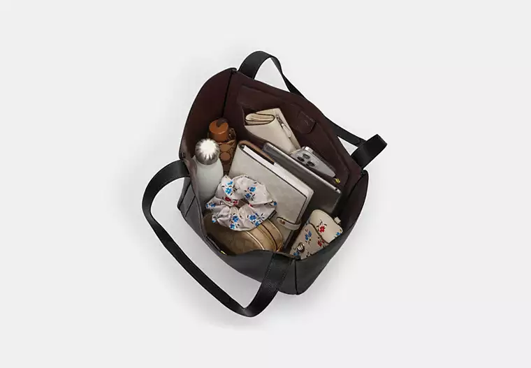 C-O-A-C-H SHOULDER BAG