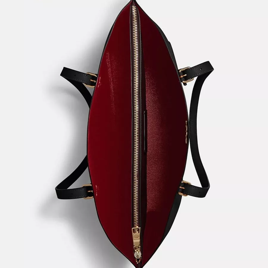 C-O-A-C-H SHOULDER BAG