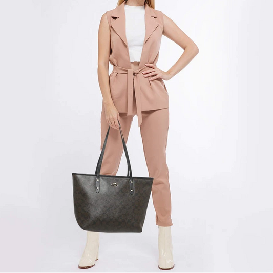 C-O-A-C-H SHOULDER BAG