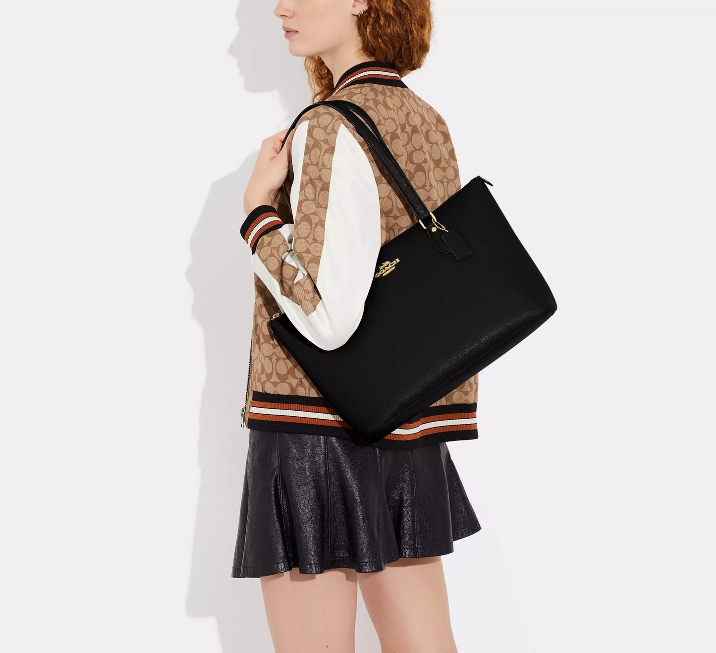 C-O-A-C-H SHOULDER BAG