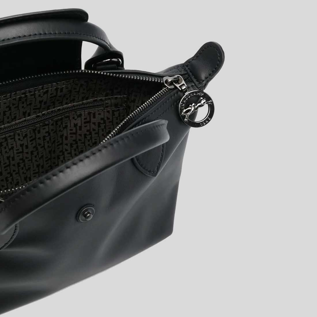 L.O-N.G-C.H.A-M.P TOTE Bag