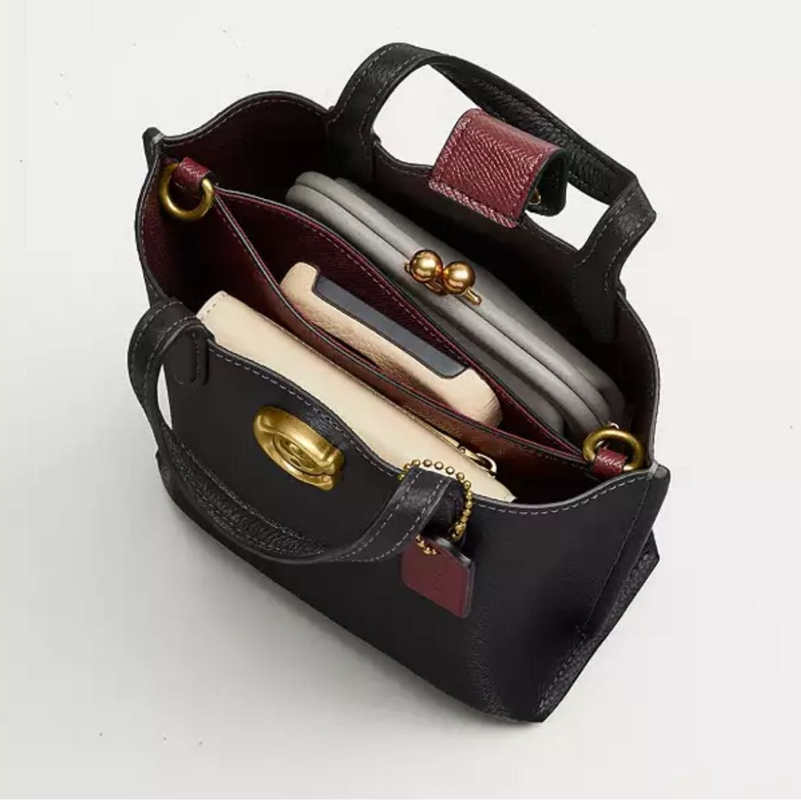 C-O-A-C-H CROSSBODY BAG CR675 BLACK FOR WOMEN