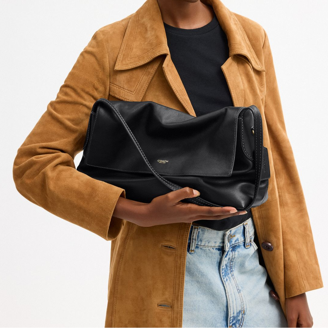 C-O-A-C-H SHOULDER BAG CDS62 BLACK FOR WOMEN
