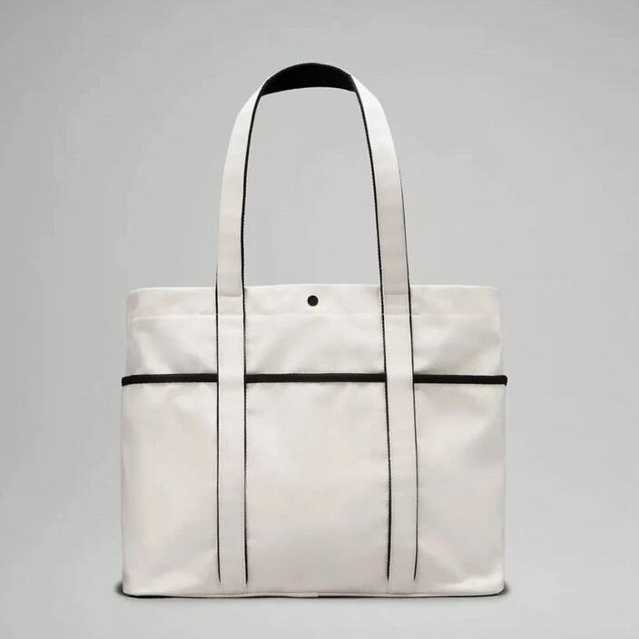 L.U.L.L-L-E.M.O.N SHOULDER BAG WHITE&BLACK