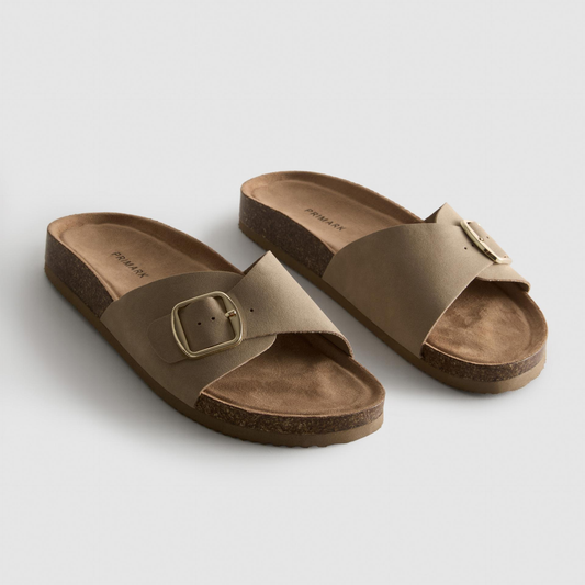 P-R-I-M-A-R-K Slide Sandals 991162707 BEGIE (Taupe)