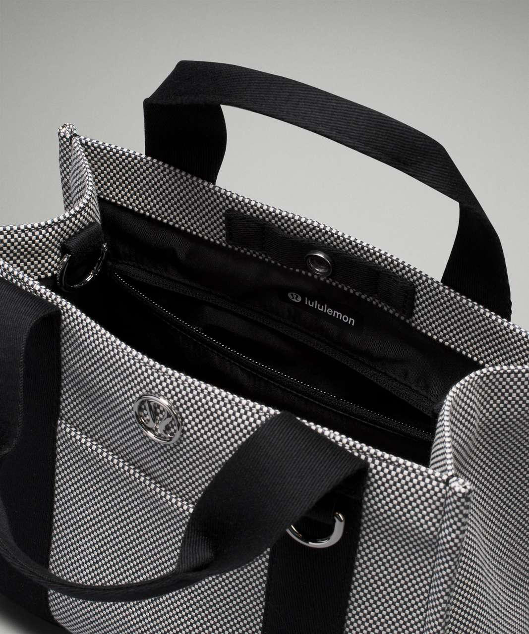 L.u.l.u-l.e.m.o.n Tote Bag