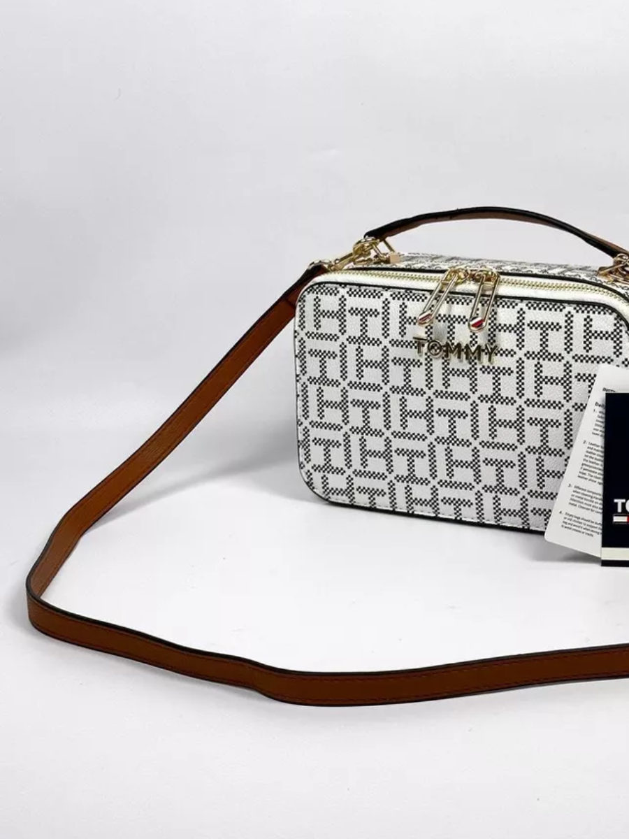 T.O.M-M.Y H.I.L.F-I.G.E.R  CROSSBODY BAG