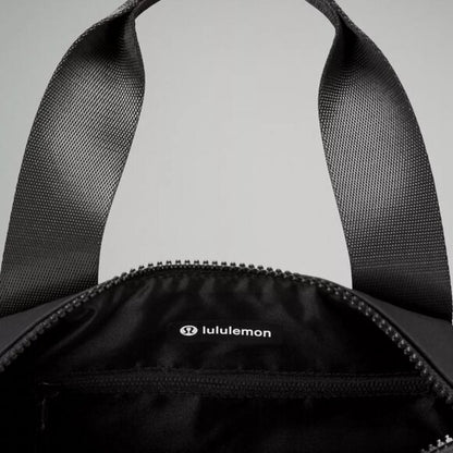 L.U.L.L-L-E.M.O.N CROSSBODY BAG