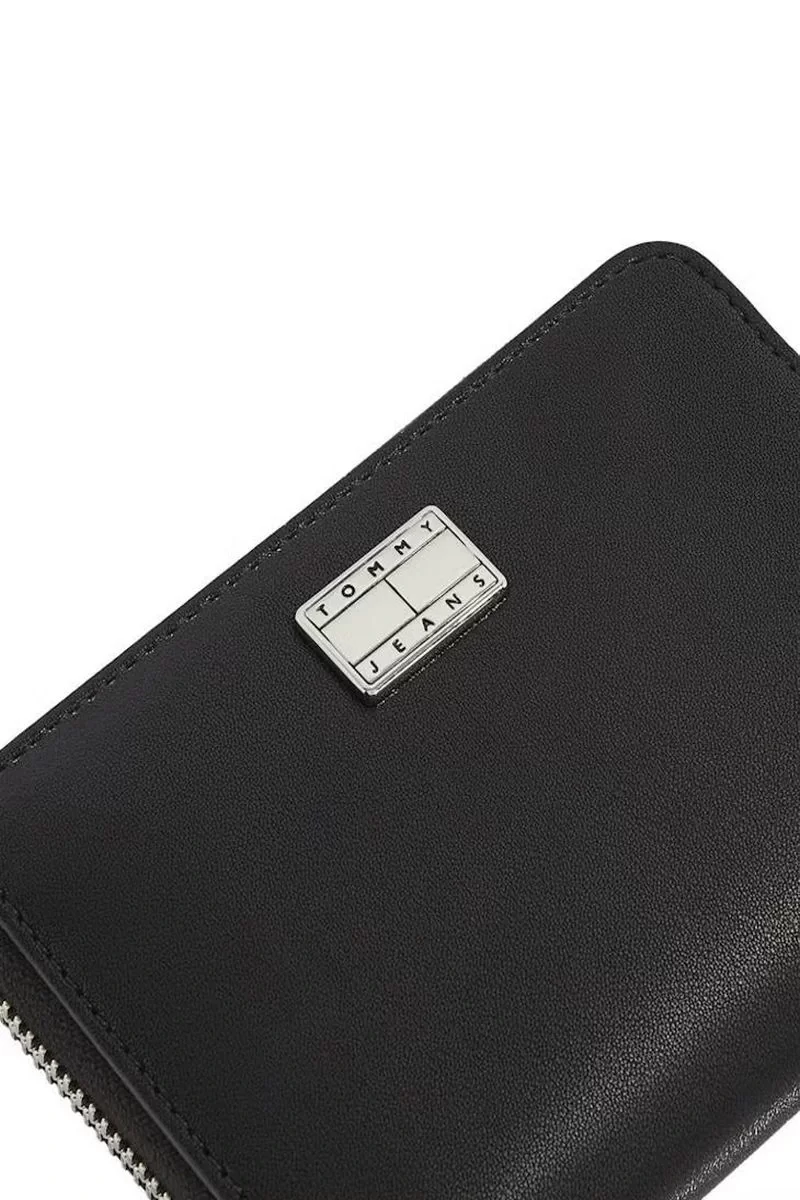 T.O.M-M.Y H.I.L.F-I.G.E.R WALLET